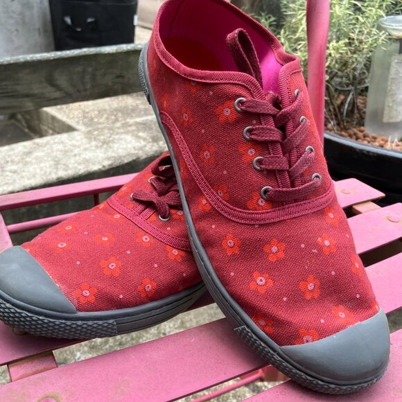 Gudrun Sjoden red floral sneakers EUC sz 41/US 9.5 - Picture 2 of 6